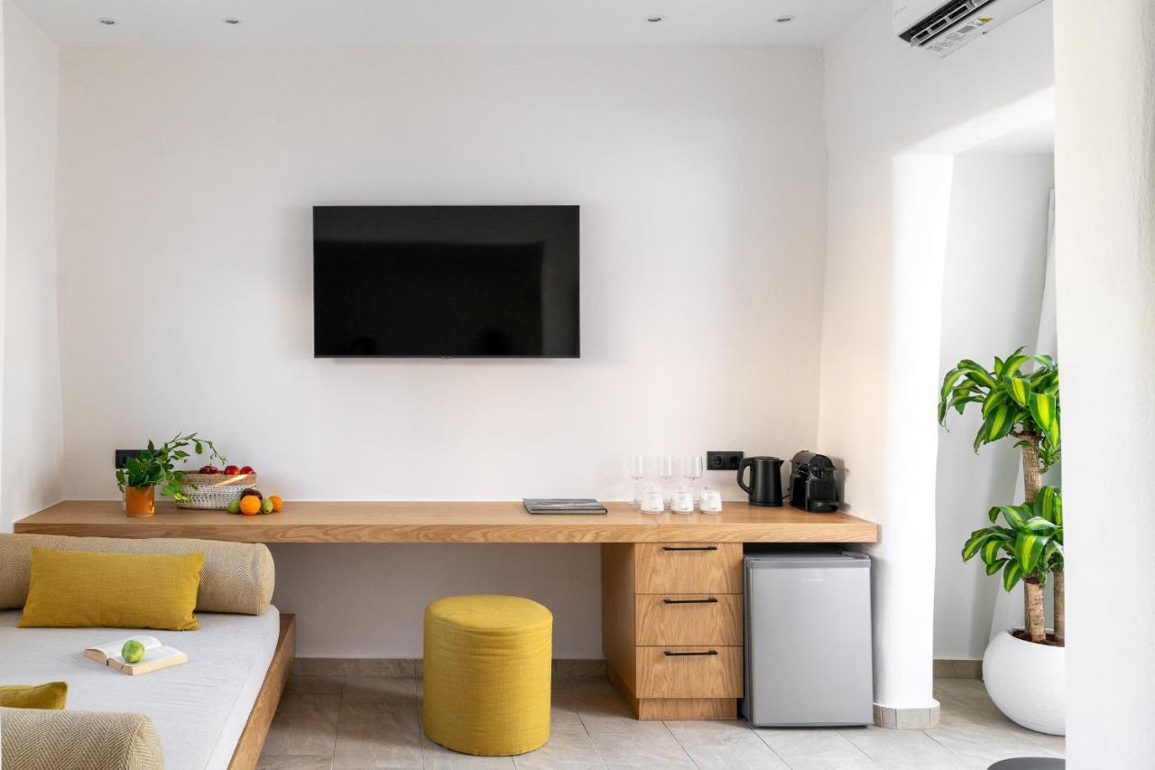 Enalios Sunset Suites Naxos City Экстерьер фото